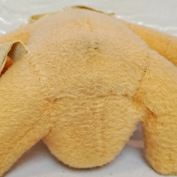 Winnie The Pooh Plush with Bib 9” Stuffed Animal Vintage Walt Disney Productions - Picture 9 of 11